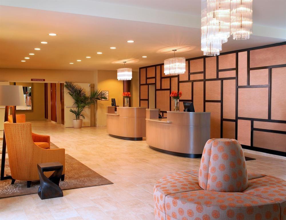 Ac Hotel By Marriott Плезантон Экстерьер фото
